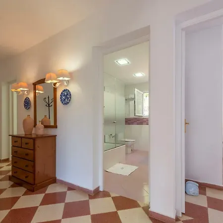 Alondra B6 By Bookmenorcavillas *