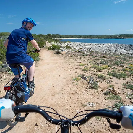 Alondra B6 By Bookmenorcavillas * Santo Tomás