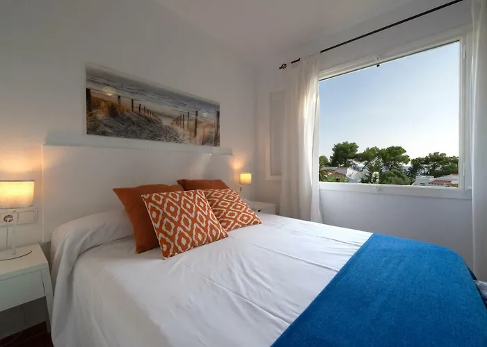 Alondra B6 By Bookmenorcavillas וילה